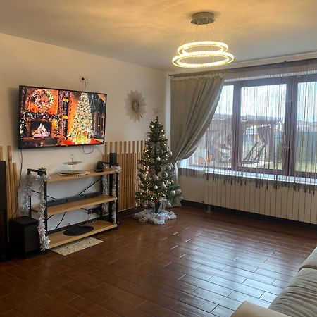 Vila Mik Guesthouse 萨彻勒 外观 照片