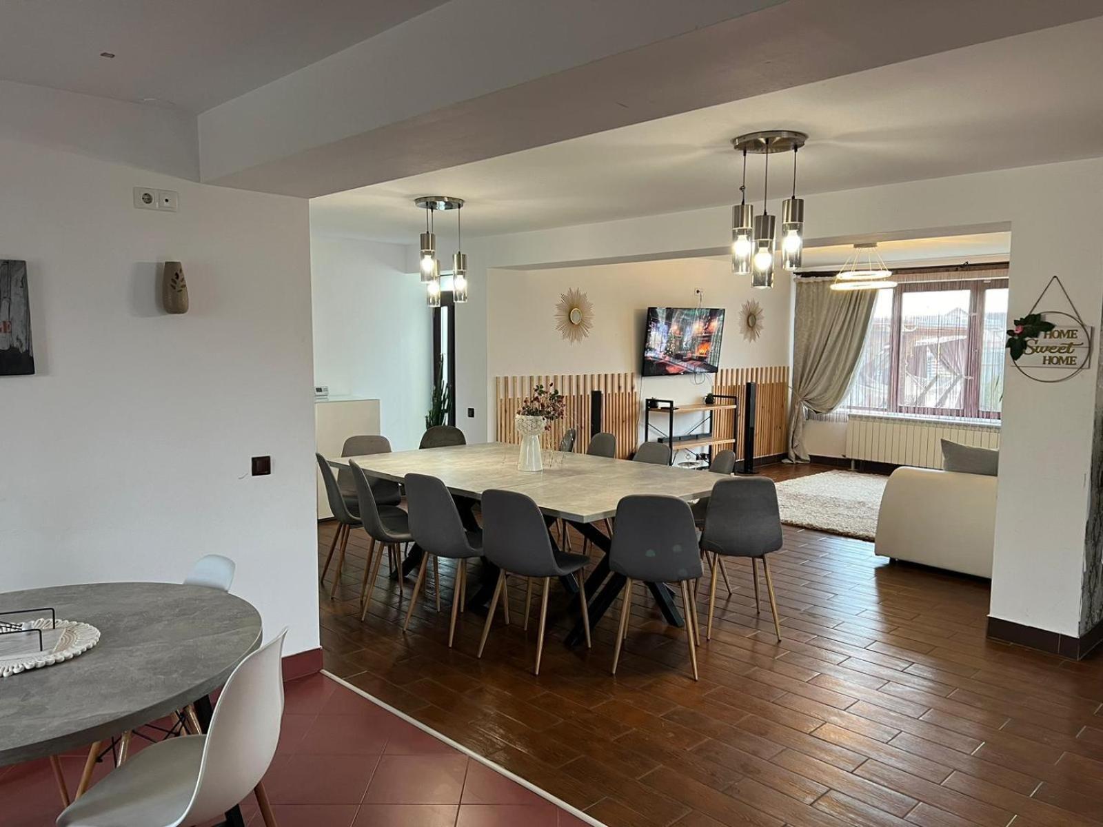 Vila Mik Guesthouse 萨彻勒 外观 照片