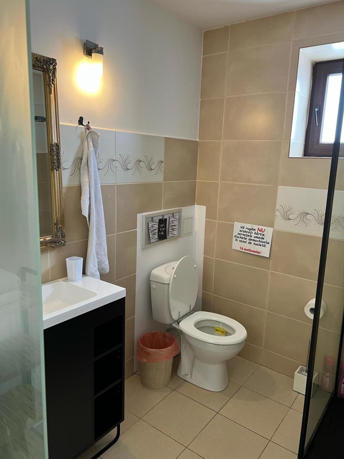 Vila Mik Guesthouse 萨彻勒 外观 照片